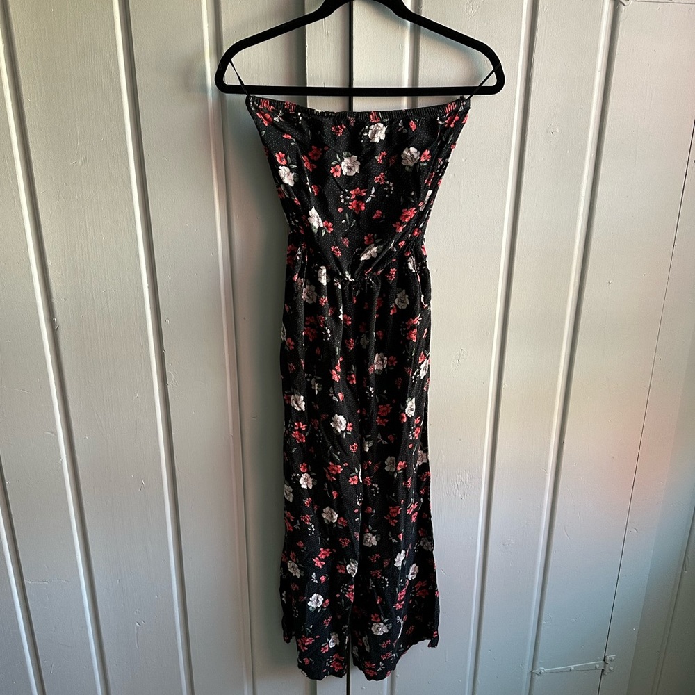 Strapless floral crop jumpsuit - Hollister size Small